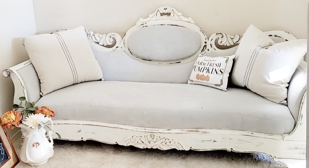 How to Makeover a Victorian Antique Sofa with Chalk Paint.