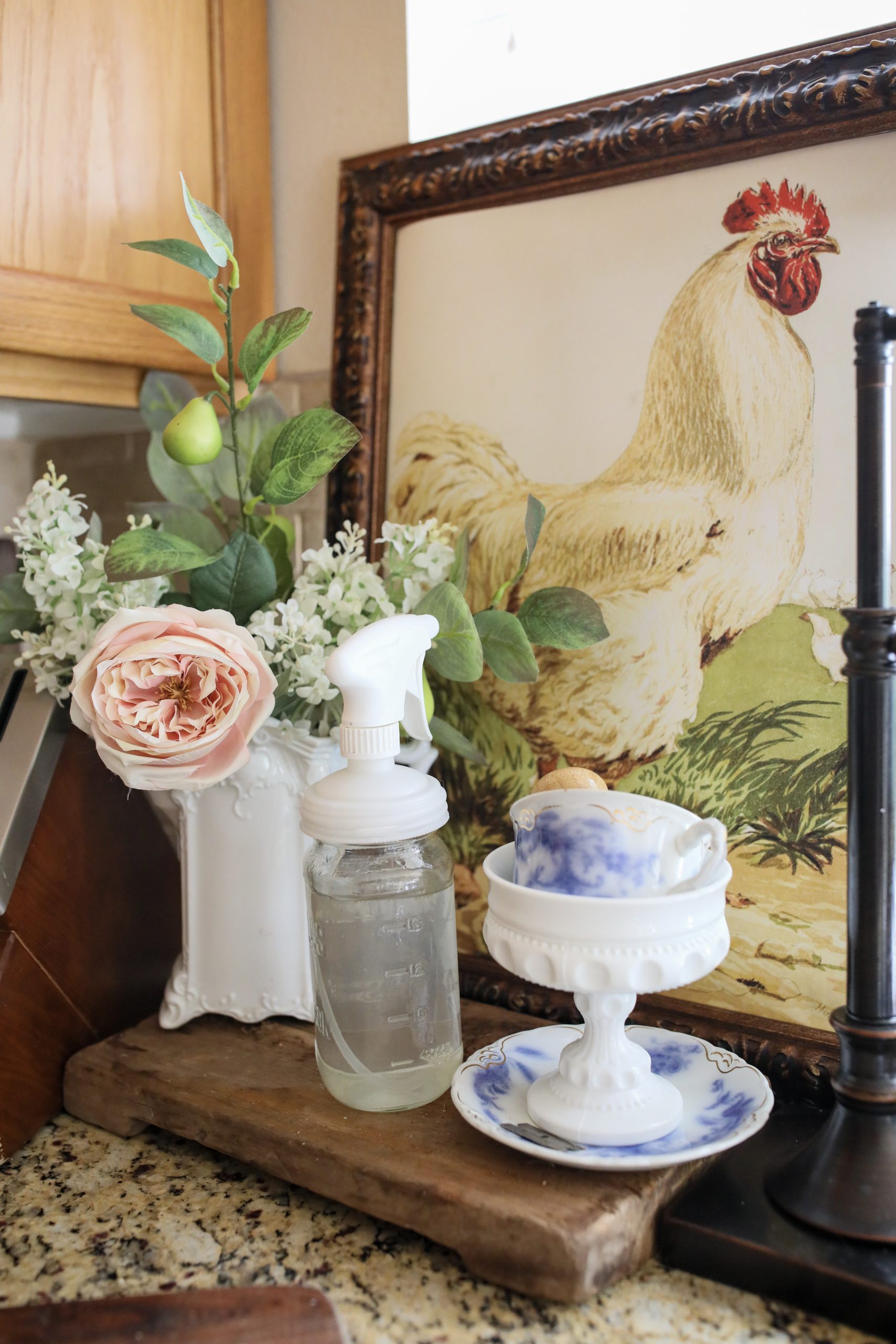 Simple Spring Floral Ideas with a Vintage Vibe